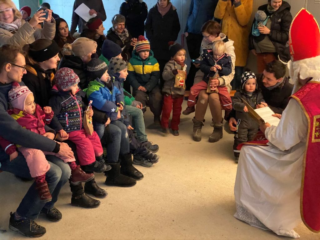 6. Dezember 2019: Richtfest mit Nikolausfeier für alle StadtNatur-Kids und die Erwachsenen